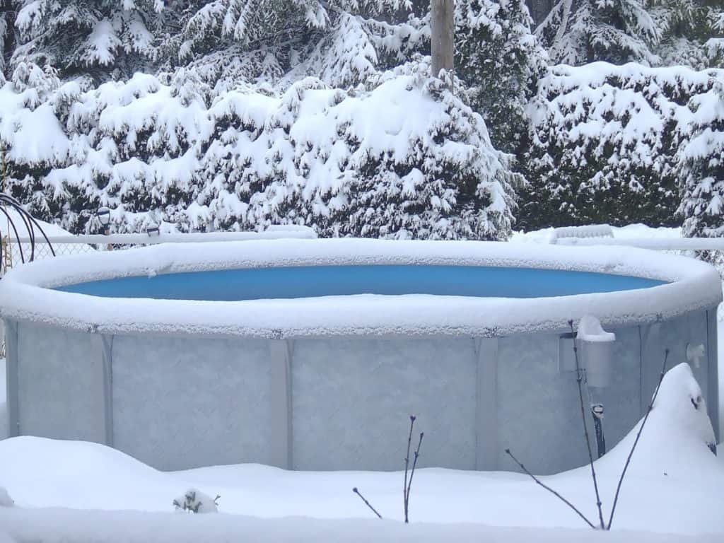 Préparation de Votre Piscine Hors Terre pour l'Hiver : Guide Complet